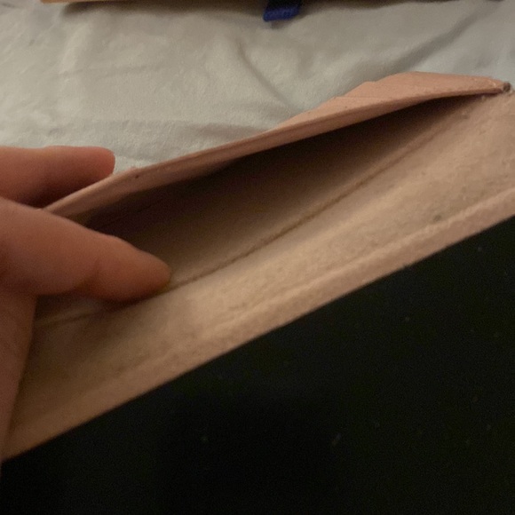 🎉🎉Genuine Louis Vuitton XR phone case **Authentic leather**🎉🎉 - Picture 4 of 7